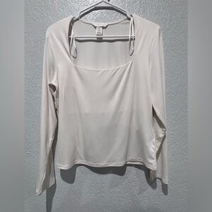 H&M Cream Long Sleeve Women's Top